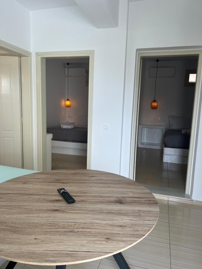קרטראדוס Blackrock Suites מראה חיצוני תמונה