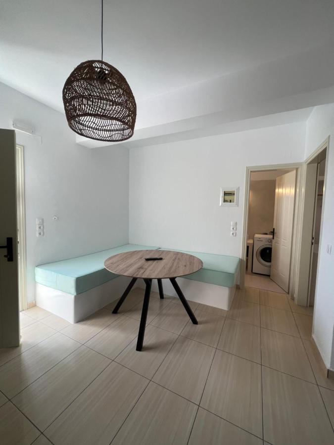 קרטראדוס Blackrock Suites מראה חיצוני תמונה