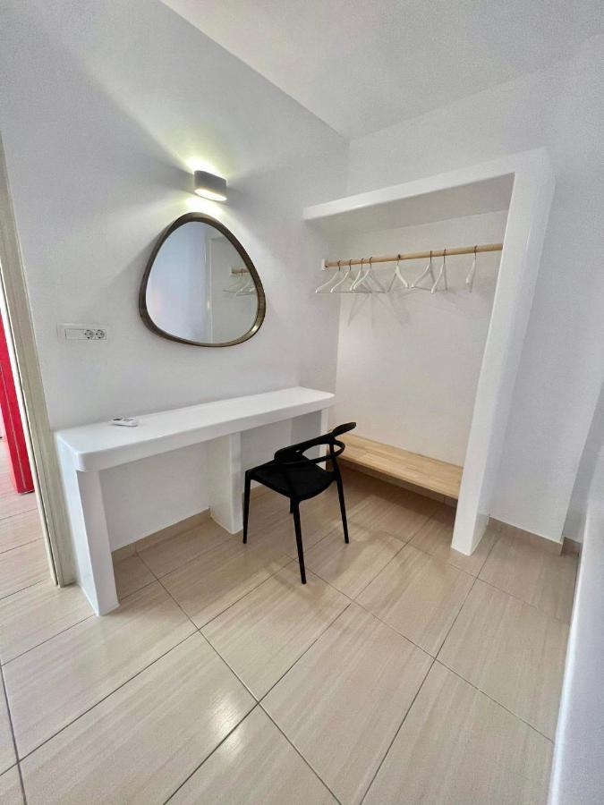 קרטראדוס Blackrock Suites מראה חיצוני תמונה