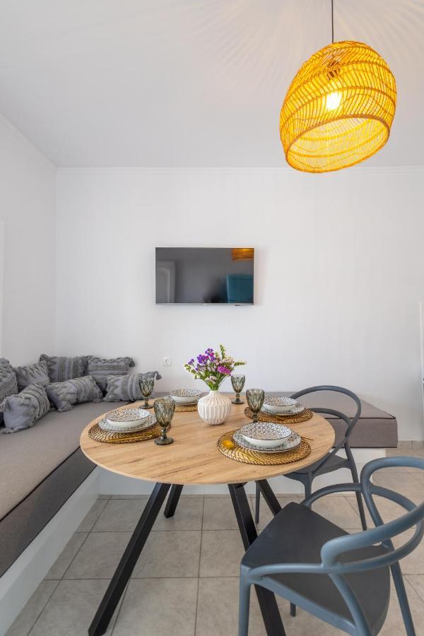 קרטראדוס Blackrock Suites מראה חיצוני תמונה